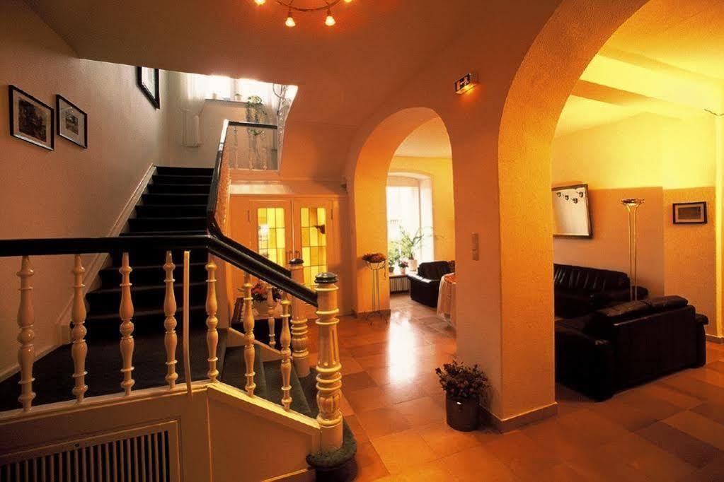 Hotel Carolinenhof バート・ピルモント エクステリア 写真